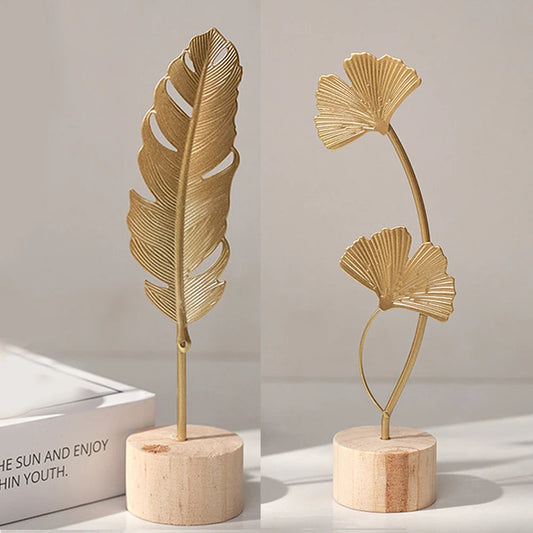 Nordic Gold Ginkgo Leaf Sculpture – Elegant home décor ornament for living room or office.